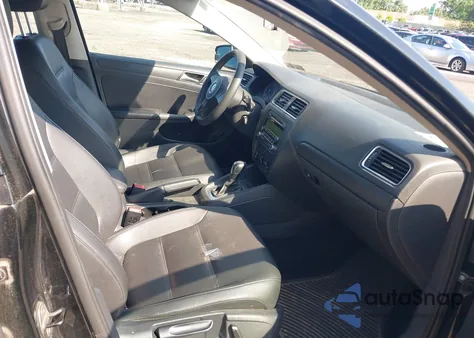 2014 Volkswagen Jetta 1.8T Se from USA, damaged, VIN 3VWD17AJ0EM393384